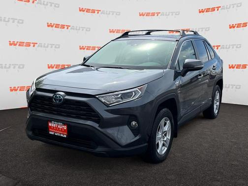 2021 Toyota RAV4 Hybrid XLE