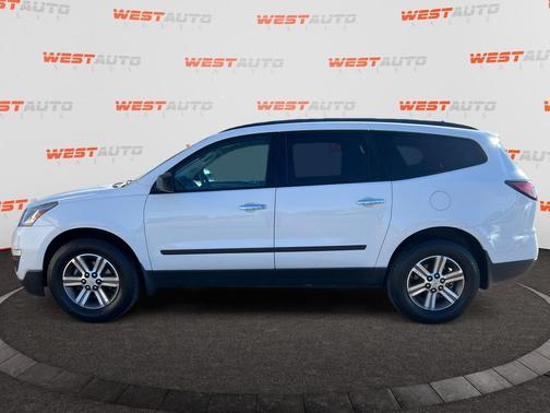 2017 Chevrolet Traverse LS