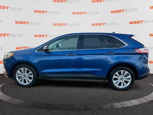 2022 Ford Edge Titanium