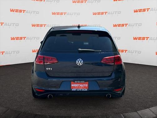 2017 Volkswagen Golf GTI 2.0T S 4-Door