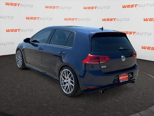 2017 Volkswagen Golf GTI 2.0T S 4-Door