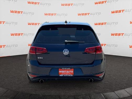 2017 Volkswagen Golf GTI 2.0T S 4-Door