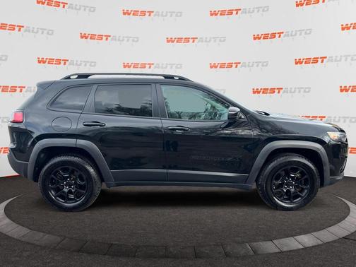 2022 Jeep Cherokee X 4x4