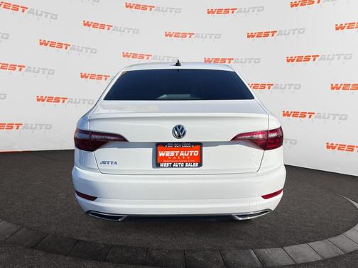 2021 Volkswagen Jetta 1.4T R-Line