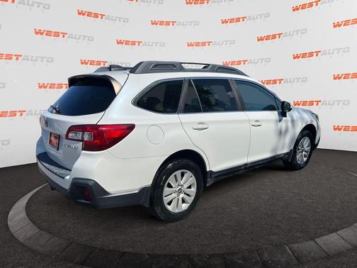 2018 Subaru Outback 2.5i Premium