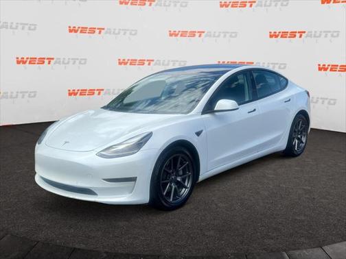 2022 Tesla Model 3 Long Range