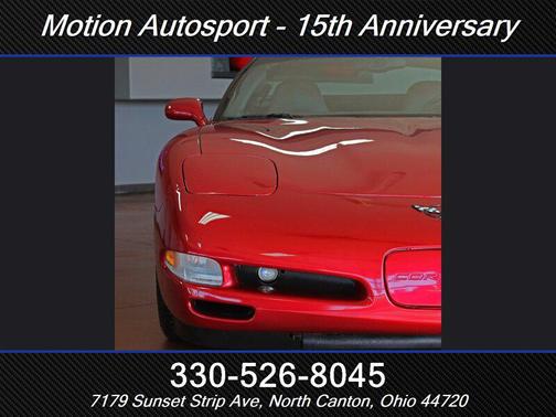 2004 Chevrolet Corvette Base