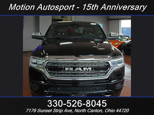 Diamond Black Crystal Pearl Coat 2019 RAM 1500 Limited