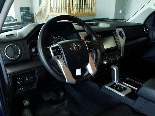 2014 Toyota Tundra SR5