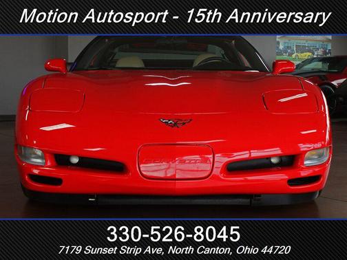 2004 Chevrolet Corvette Base