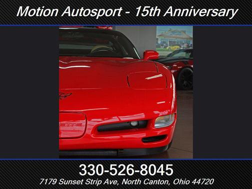 2004 Chevrolet Corvette Base