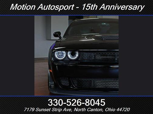 Pitch Black Clear Coat 2016 Dodge Challenger SRT Hellcat