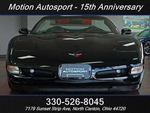 2004 Chevrolet Corvette Base