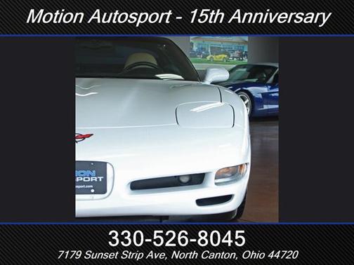 2004 Chevrolet Corvette Base
