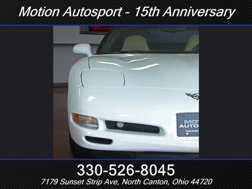 2004 Chevrolet Corvette Base