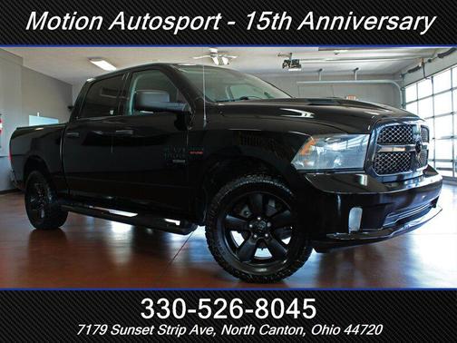 Brilliant Black Crystal Pearl Coat 2019 RAM 1500 Express