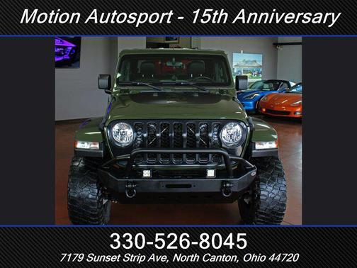Sarge Green Clear Coat 2021 Jeep Gladiator Overland