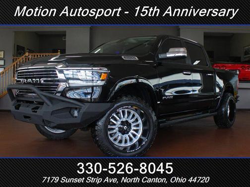 Diamond Black Crystal Pearl Coat 2019 RAM 1500 Laramie