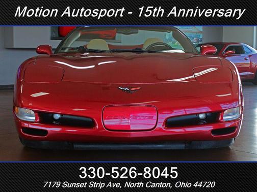 2004 Chevrolet Corvette Base