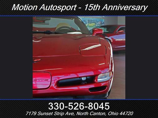 2004 Chevrolet Corvette Base