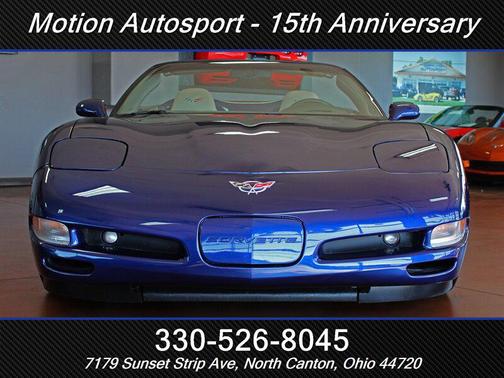 LeMans Blue 2004 Chevrolet Corvette Base