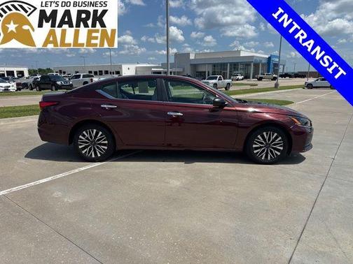 Garnet Pearl Metallic 2025 Nissan Altima 2.5 SV
