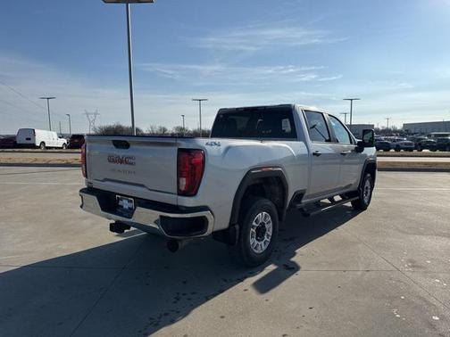 2023 GMC Sierra 2500 Pro