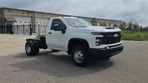 2025 Chevrolet Silverado 3500 WT