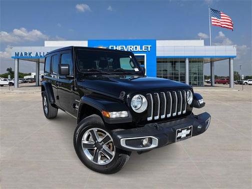 2023 Jeep Wrangler 4-Door Sahara