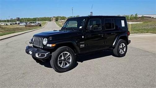 2023 Jeep Wrangler 4-Door Sahara