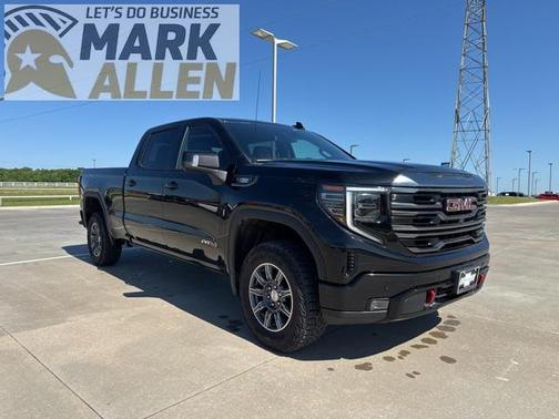 2024 GMC Sierra 1500 AT4