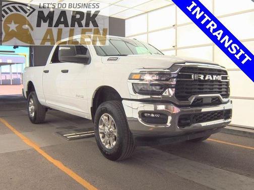 2025 RAM 2500 Big Horn Crew Cab 4x4 6'4' Box