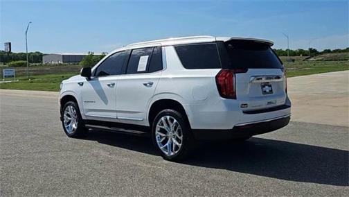 2021 GMC Yukon SLT