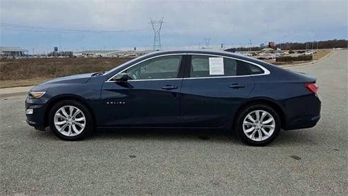 2022 Chevrolet Malibu FWD LT