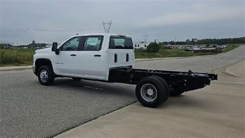2025 Chevrolet Silverado 3500 WT