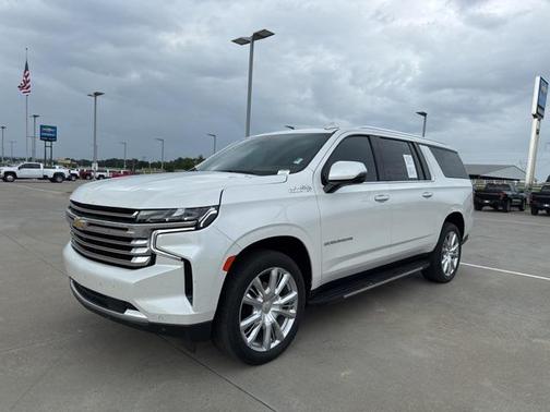 2022 Chevrolet Suburban 4WD High Country