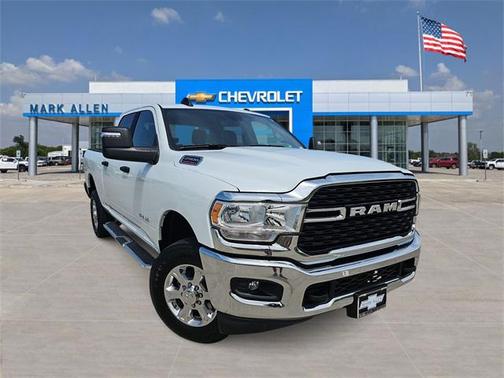 2024 RAM 2500 Big Horn Crew Cab 4x4 6'4' Box
