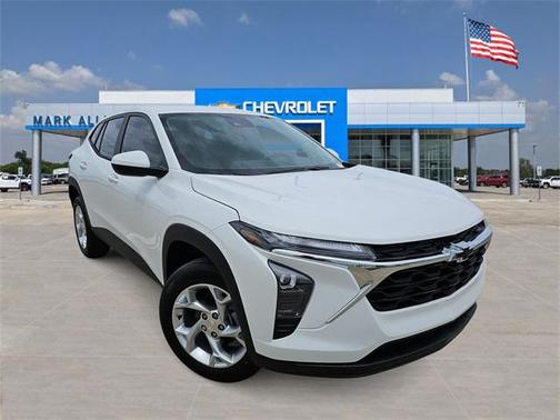 2025 Chevrolet Trax LS