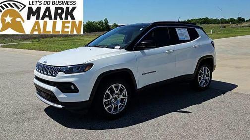 Bright White Clearcoat 2025 Jeep Compass Limited