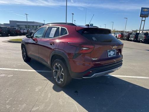 2024 Chevrolet Trax LT