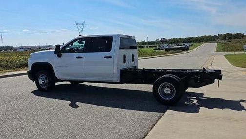 Summit White 2026 Chevrolet Silverado 3500 WT