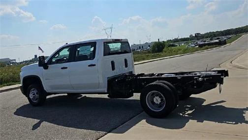 2025 Chevrolet Silverado 3500 WT
