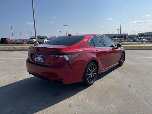 2023 Toyota Camry SE