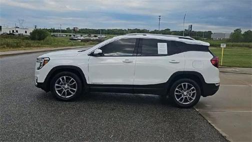 2024 GMC Terrain SLT