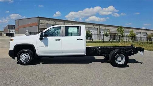 2025 Chevrolet Silverado 3500 WT