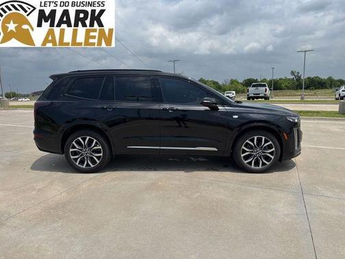 Stellar Black Metallic 2021 Cadillac XT6 Sport AWD