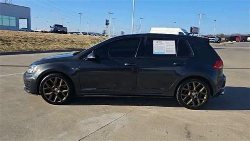 2015 Volkswagen Golf GTI 2.0T SE 4-Door