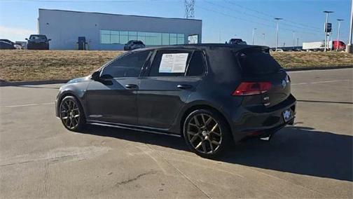 2015 Volkswagen Golf GTI 2.0T SE 4-Door
