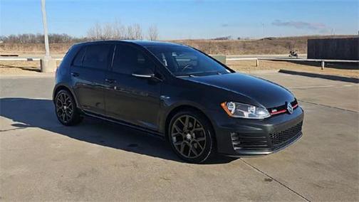 2015 Volkswagen Golf GTI 2.0T SE 4-Door