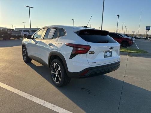 2025 Chevrolet Trax FWD 1RS